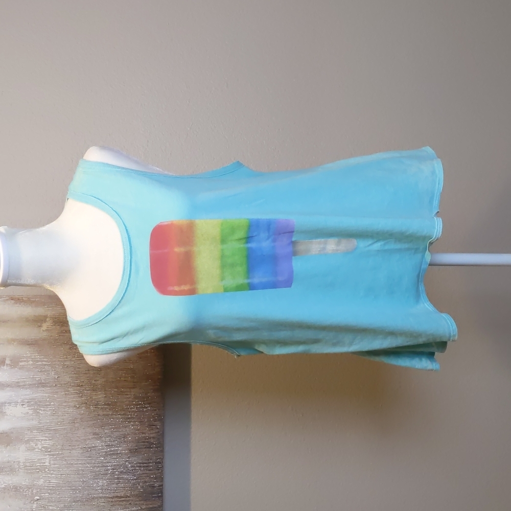 Chaser rainbow ice cream tank